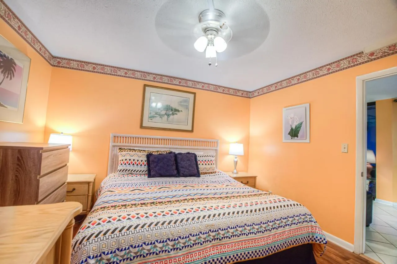Holiday home Sunbird East 1107 - Beautiful Gulf Front, 1Bd 1 Ba, And Great Location Villa Panama City Beach
